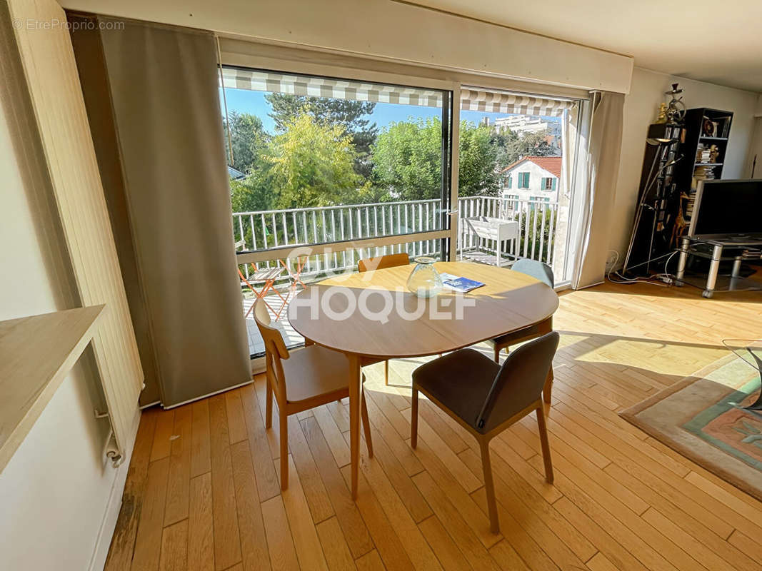 Appartement à GARCHES