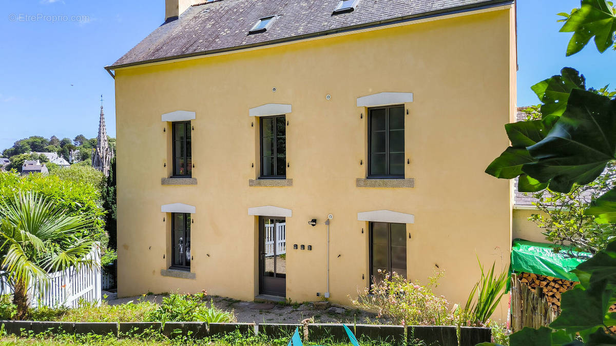 Appartement à PONT-AVEN