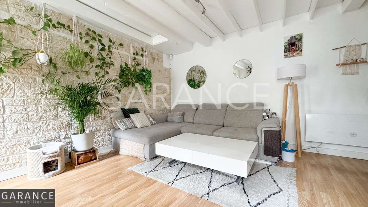 Appartement à PARIS-12E