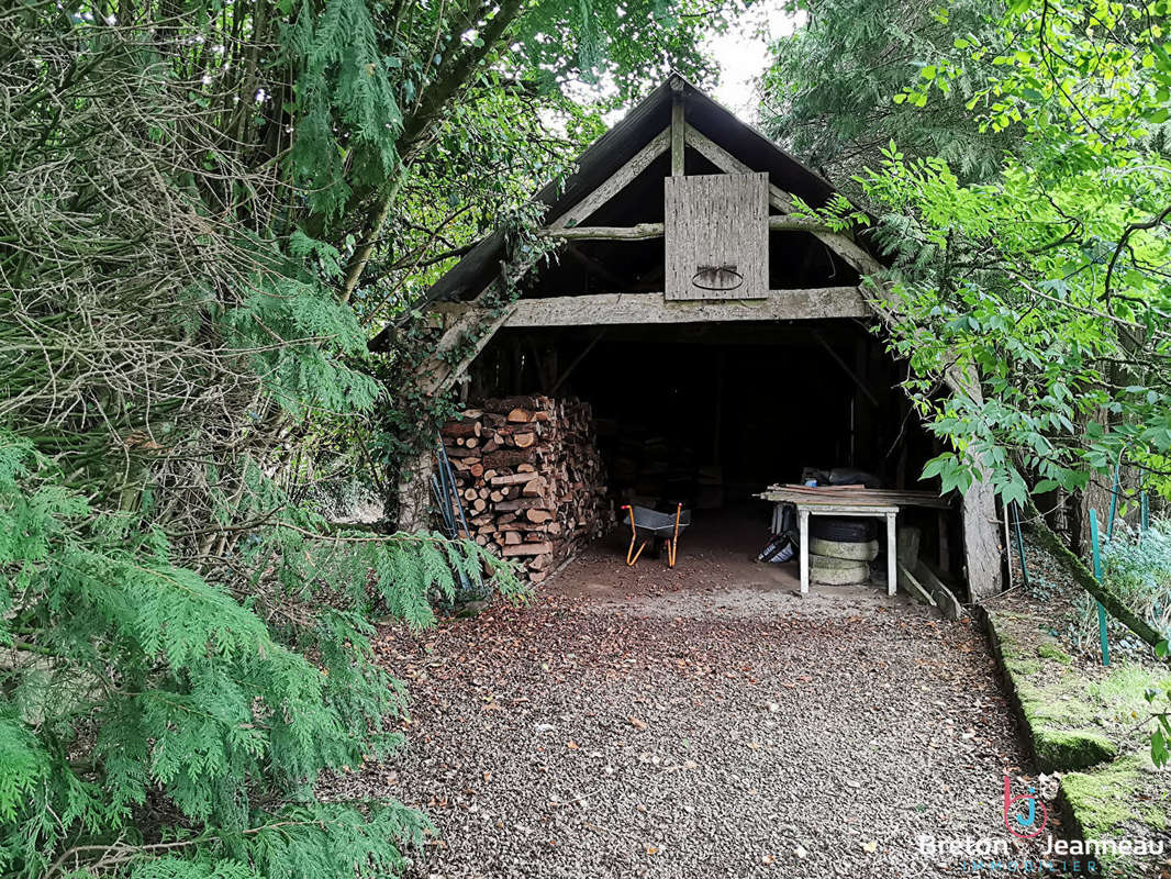 Maison à VILLAINES-LA-JUHEL