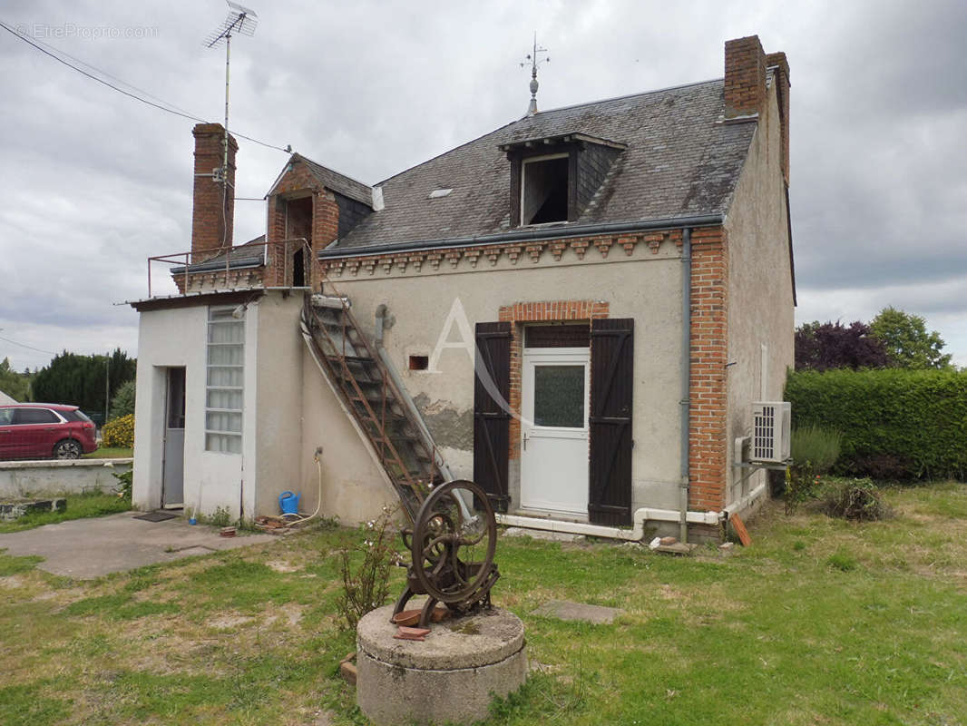 Maison à NEUNG-SUR-BEUVRON