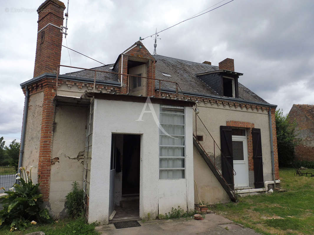 Maison à NEUNG-SUR-BEUVRON