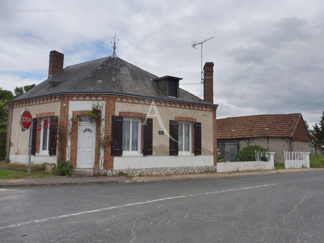 Maison à NEUNG-SUR-BEUVRON