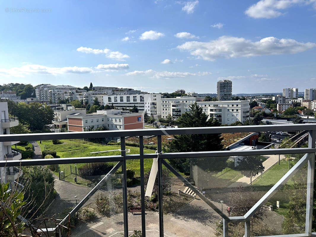 Appartement à CHATILLON