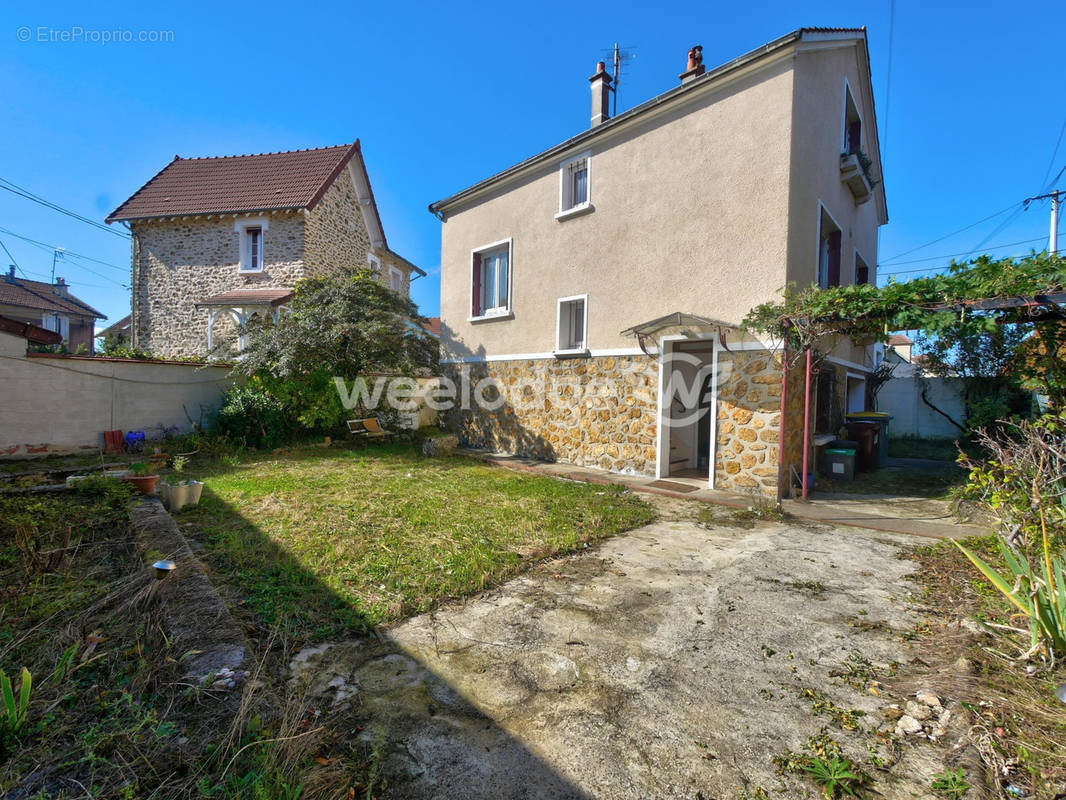 Maison à VAIRES-SUR-MARNE