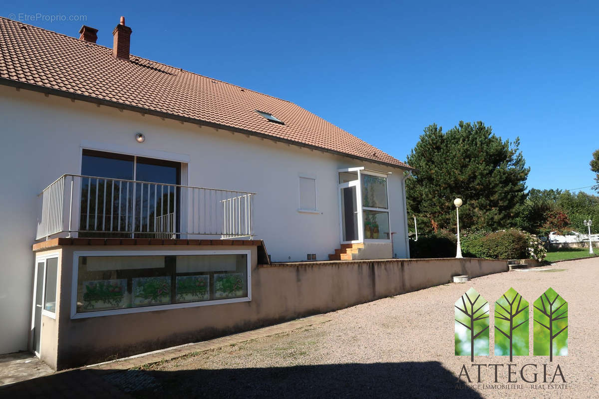 Maison à LOURDOUEIX-SAINT-PIERRE