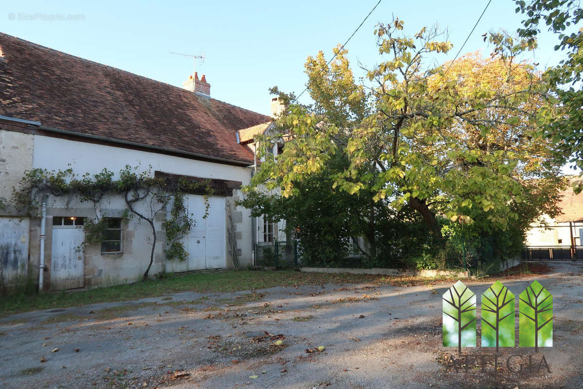 Maison à GOUZON