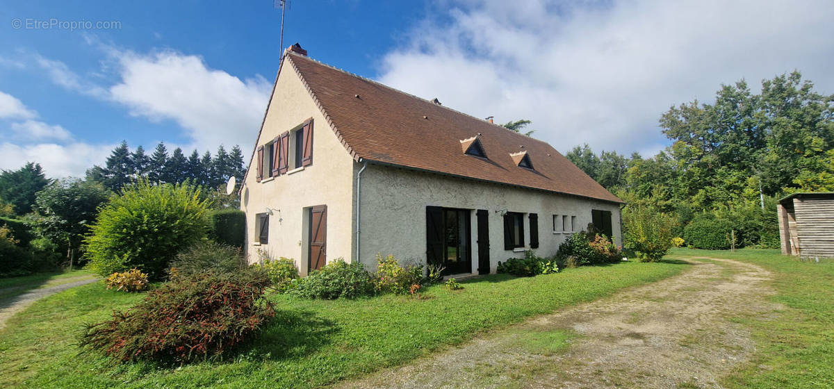 Maison à LE BLANC