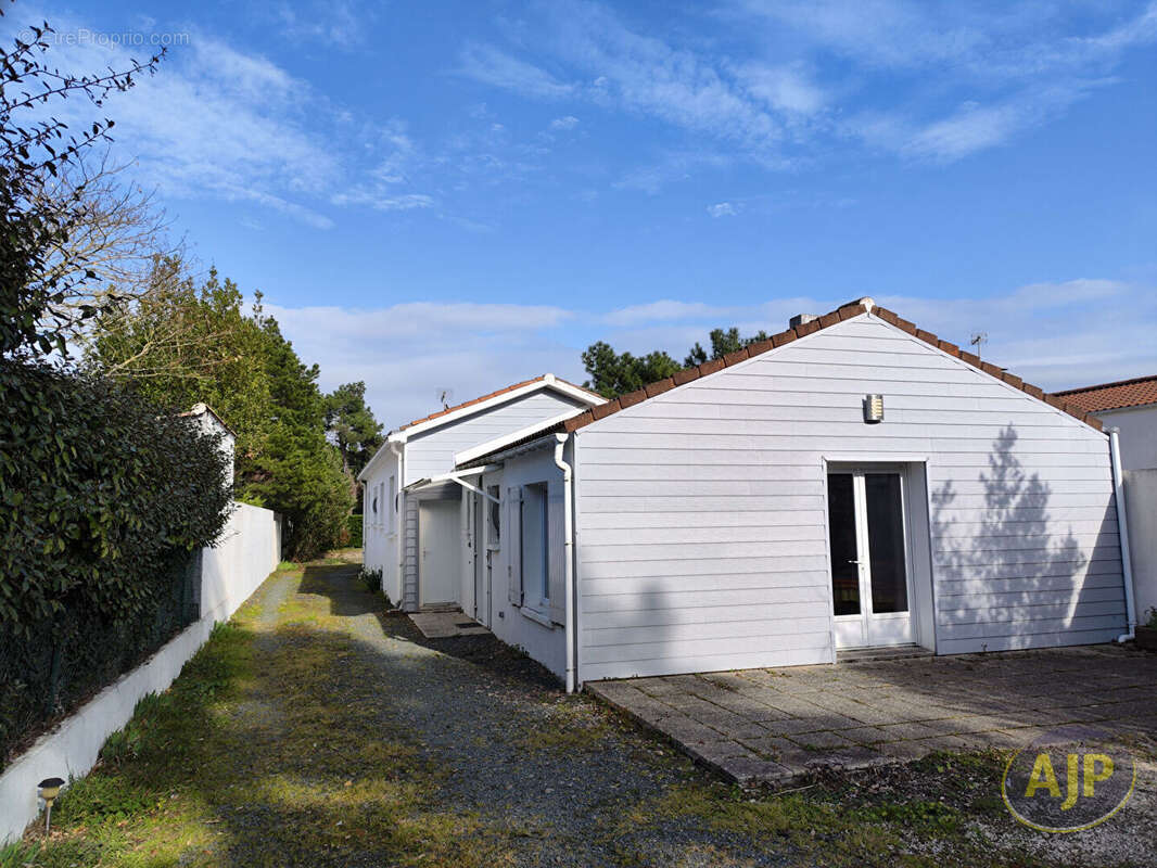 Maison à L&#039;AIGUILLON-SUR-MER