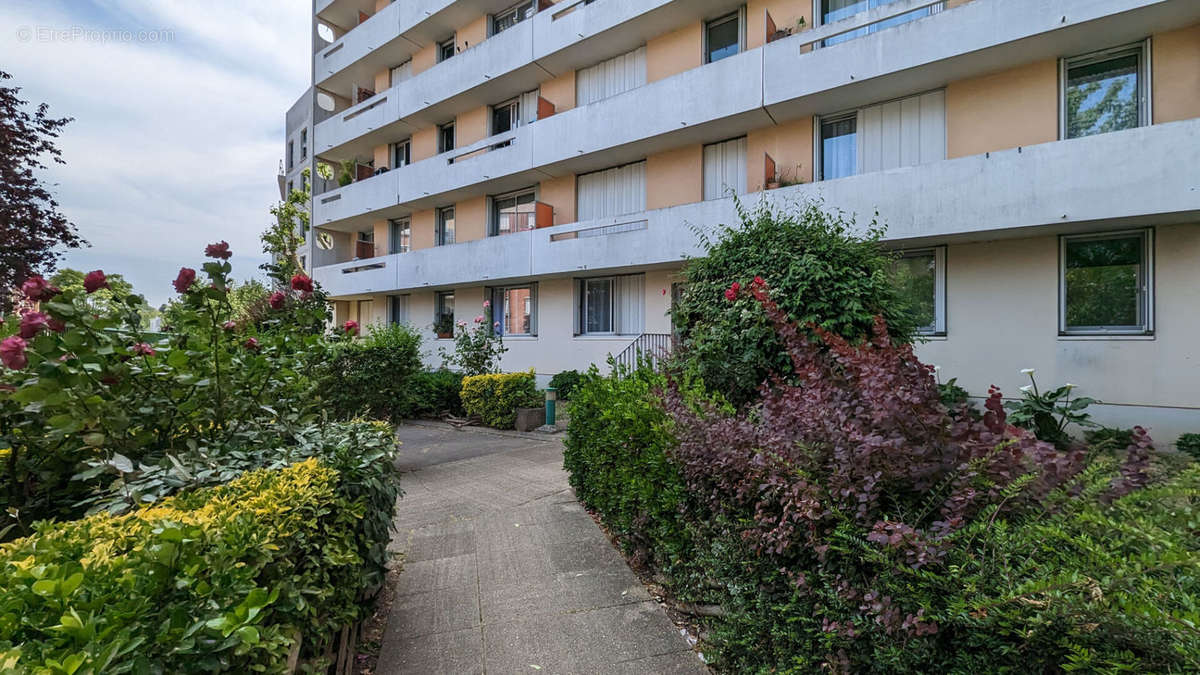 Appartement à STAINS