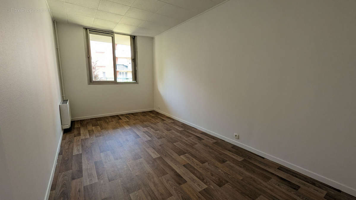 Appartement à STAINS