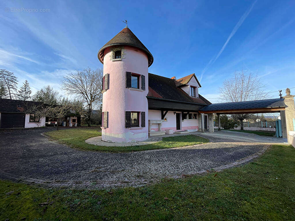 Maison à PONT-DE-POITTE