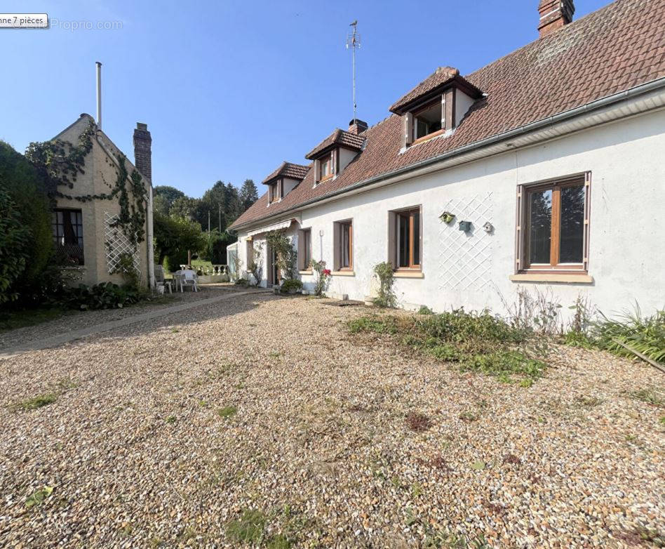 Maison à SAINT-CREPIN-IBOUVILLERS