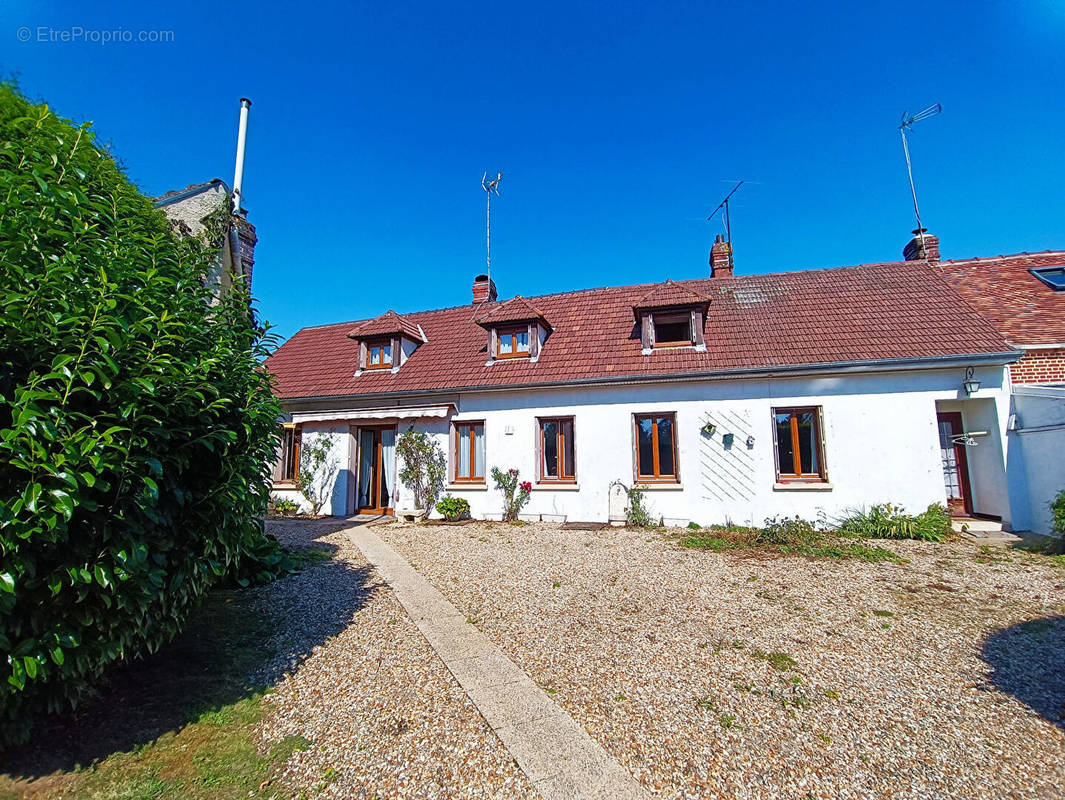 Maison à SAINT-CREPIN-IBOUVILLERS