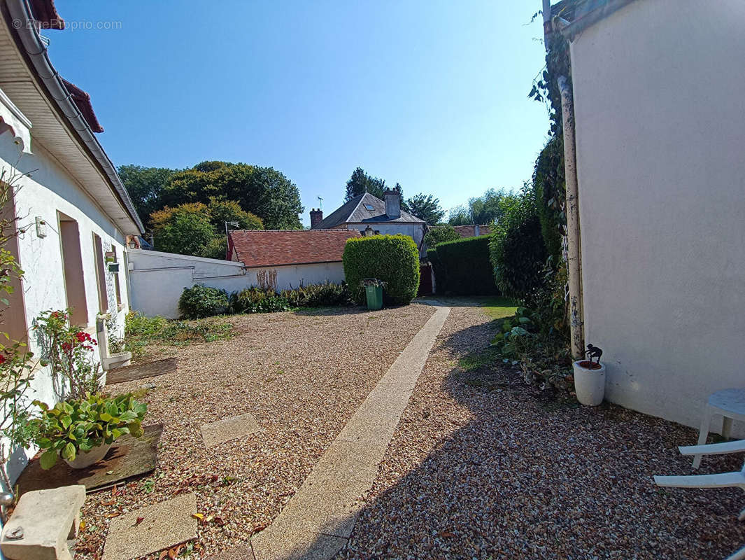 Maison à SAINT-CREPIN-IBOUVILLERS