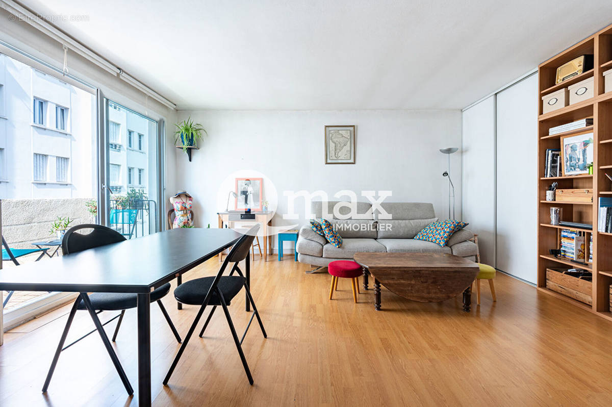 Appartement à COLOMBES