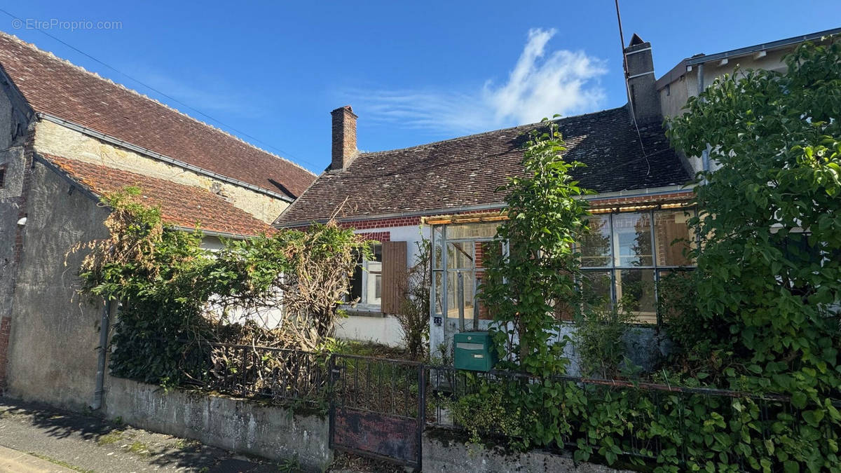 Maison à CHATRES-SUR-CHER