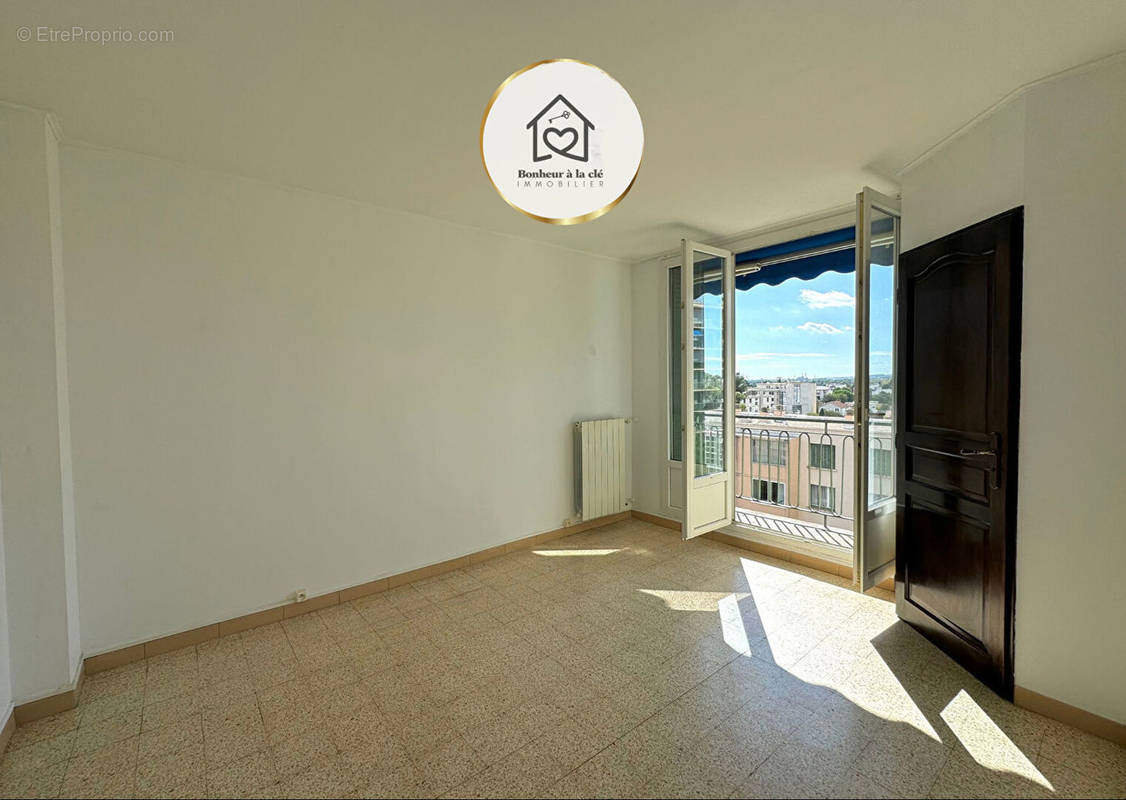 Appartement à NIMES