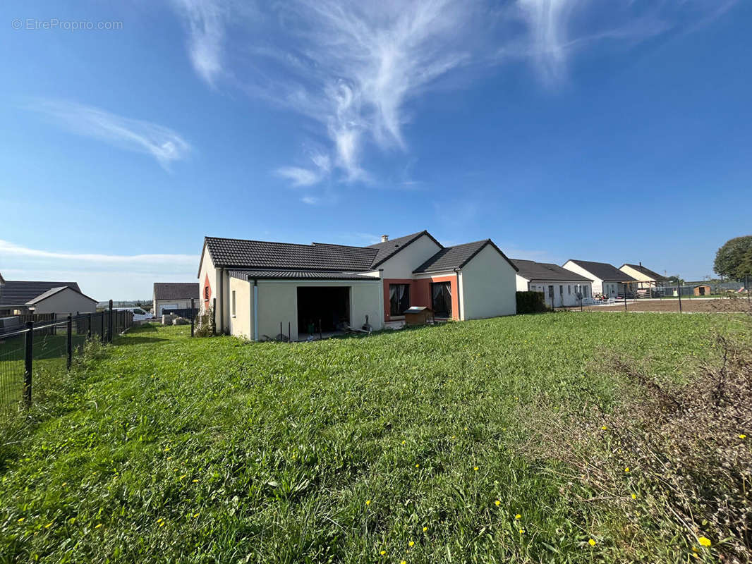 Maison à MAGNY-COURS