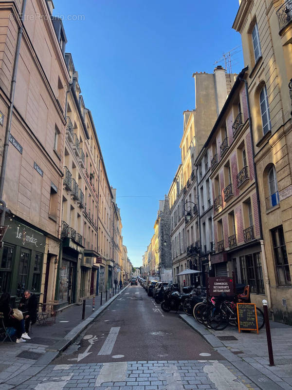 Commerce à VERSAILLES