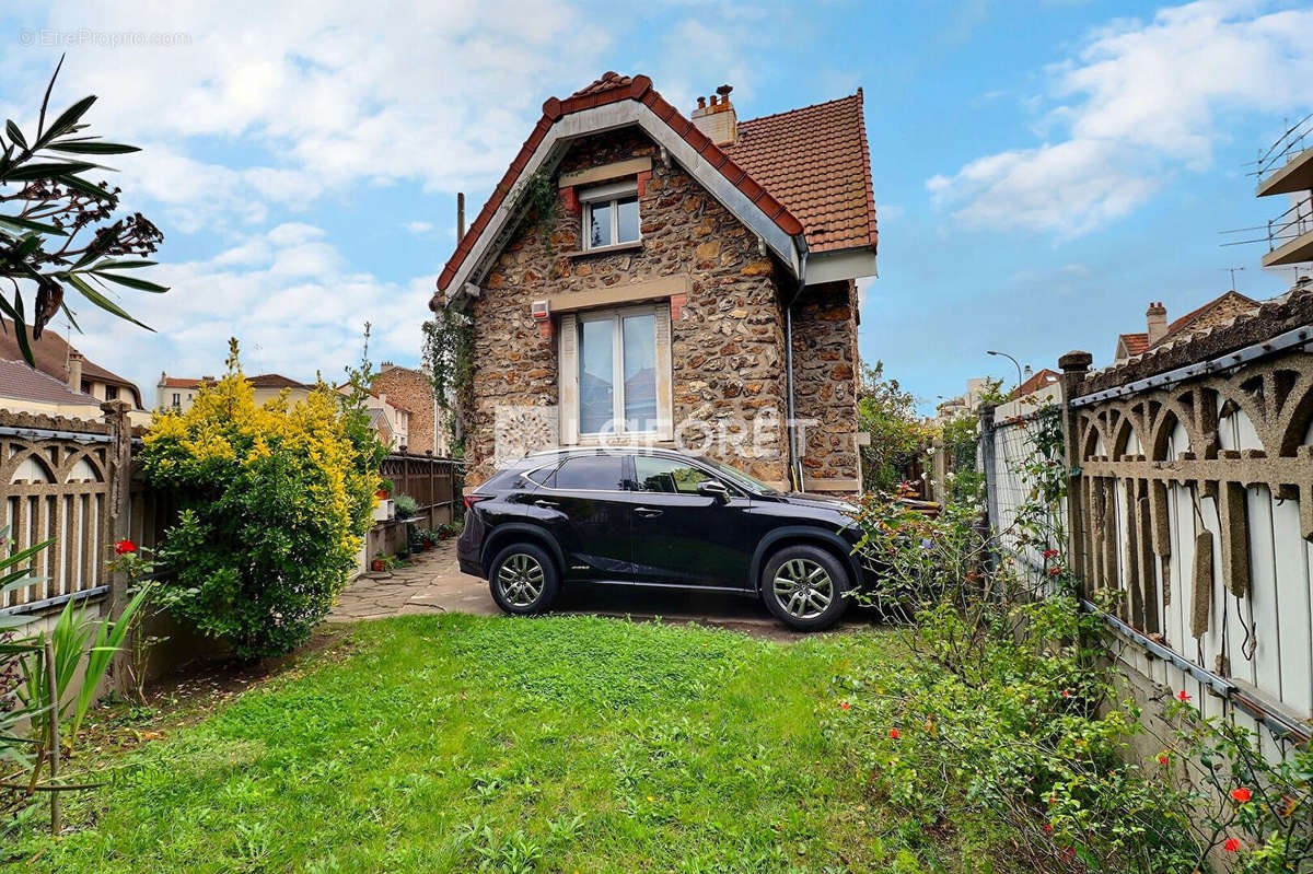 Maison à VITRY-SUR-SEINE