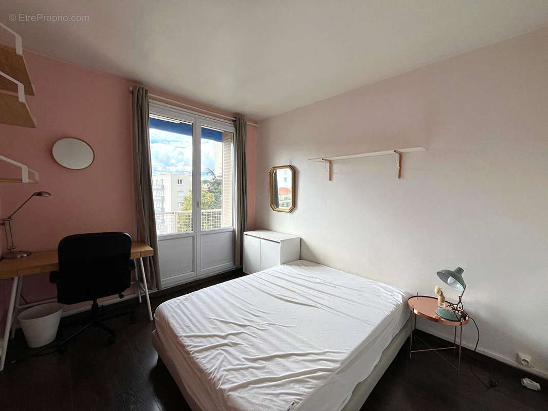 Appartement à LYON-8E