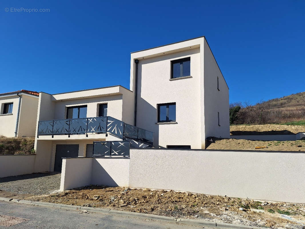 Maison à COURNON-D&#039;AUVERGNE