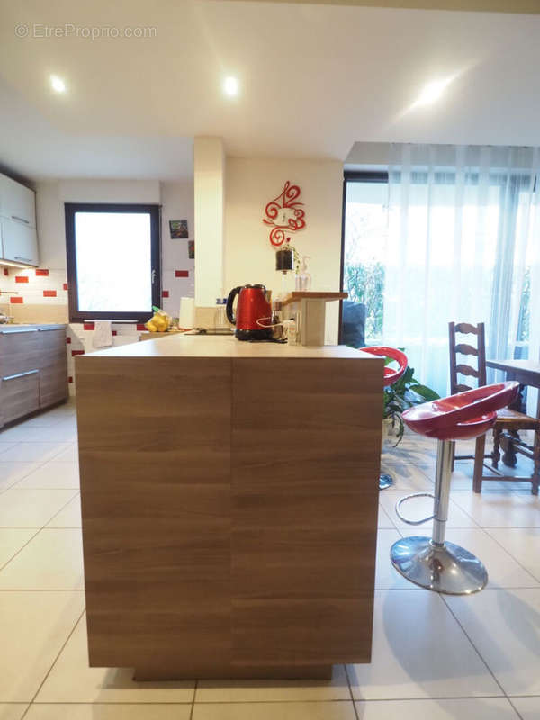 Appartement à MONTIGNY-LE-BRETONNEUX