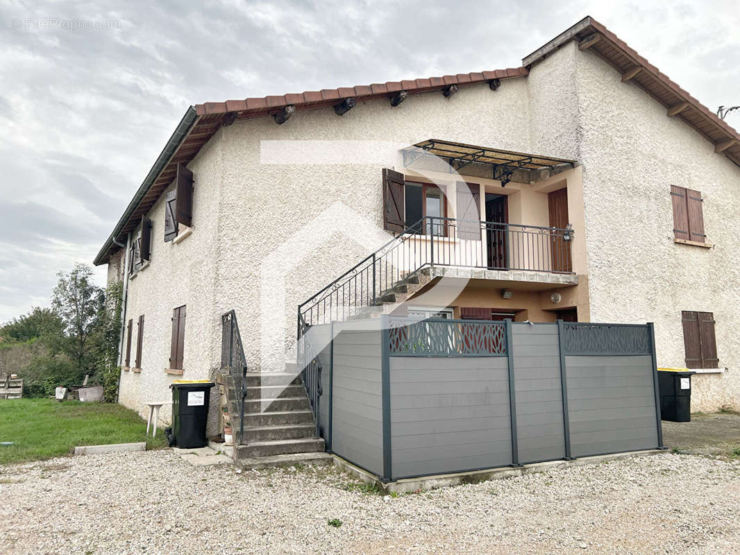 Appartement à LOYETTES