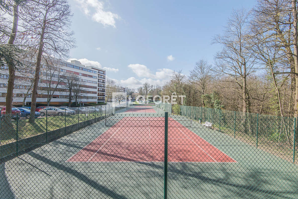 Appartement à LA CELLE-SAINT-CLOUD