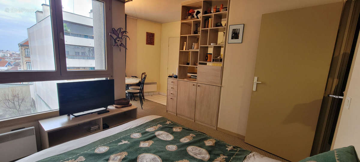 Appartement à PARIS-19E