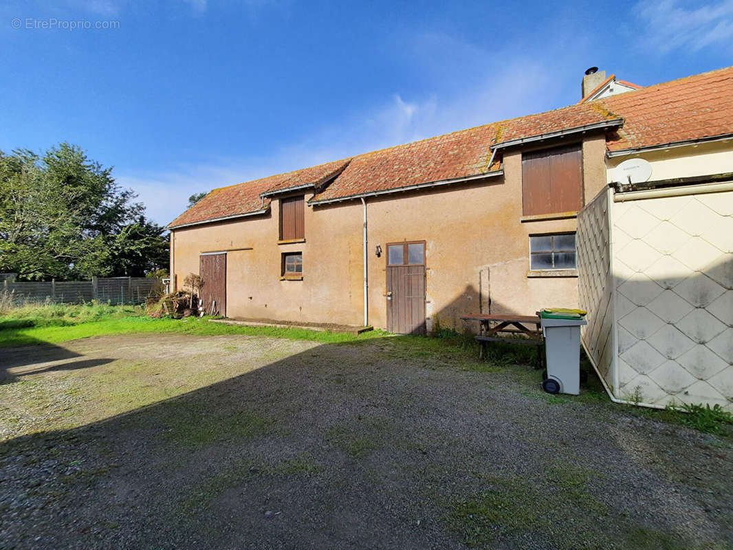 Maison à TRIGNAC