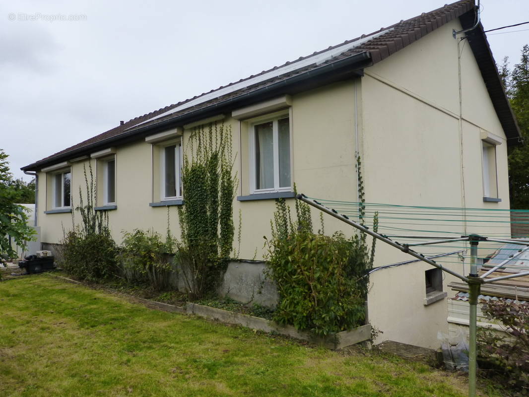 Maison à BERNAY