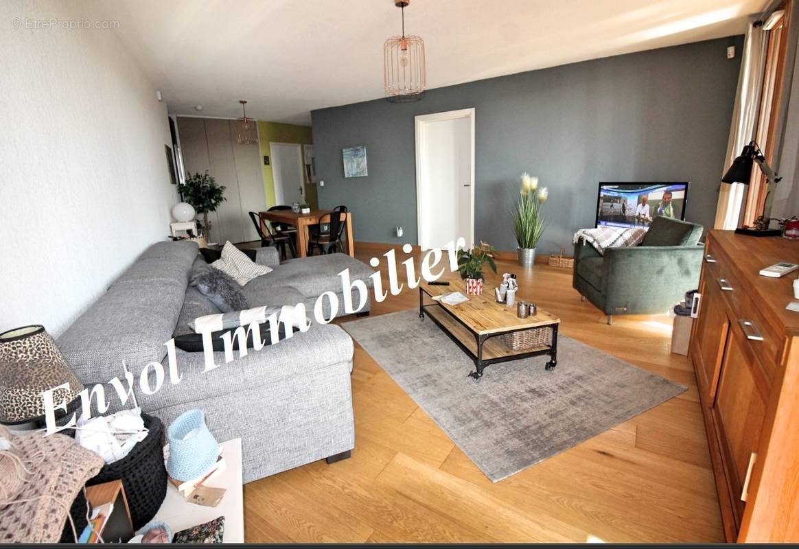 Appartement à CORNEBARRIEU