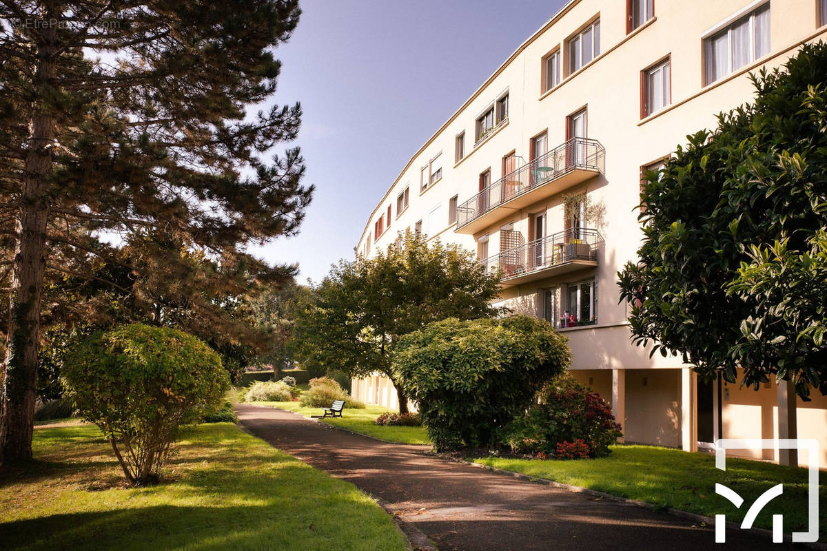 Appartement à BOUGIVAL