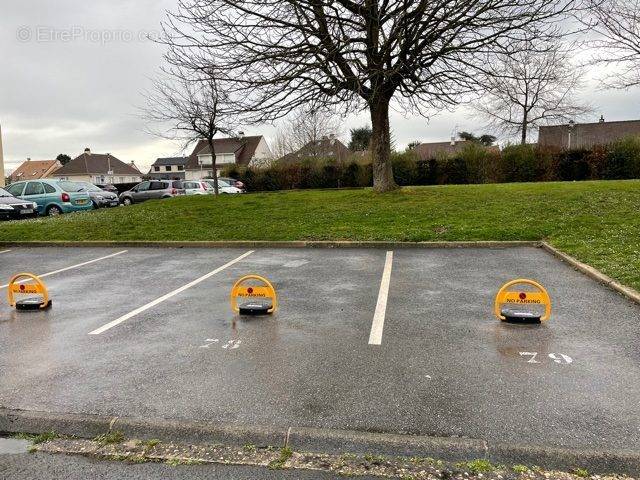 Parking à BOIS-D&#039;ARCY