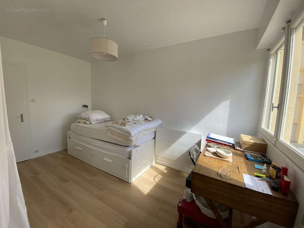 Bureau - Appartement à LES SABLES-D&#039;OLONNE