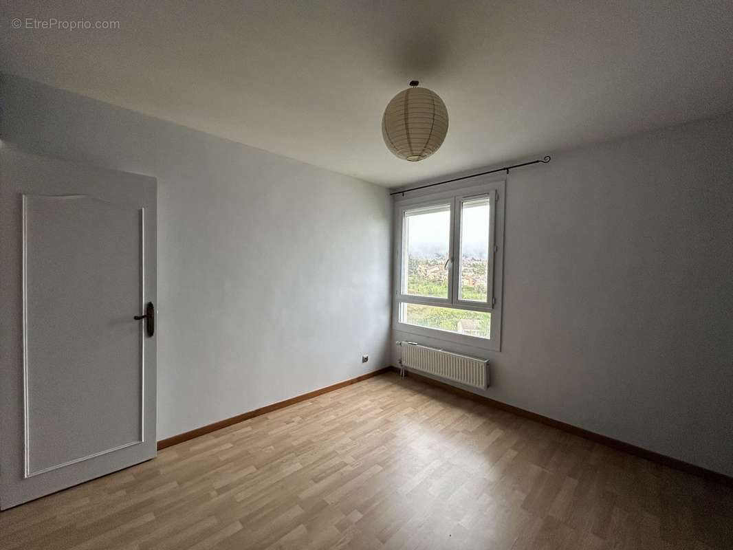 Appartement à PRIVAS