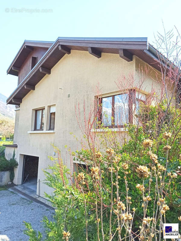 Maison à LA CHAMBRE