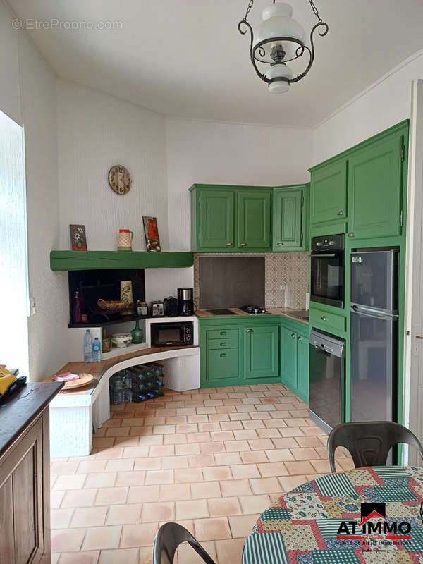 Appartement à CHALAIS