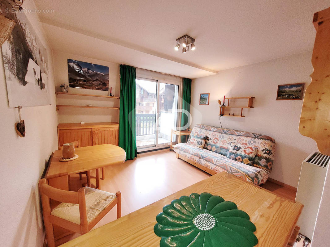 Appartement à LA SALLE-LES-ALPES