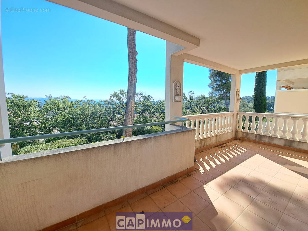 Appartement à HYERES