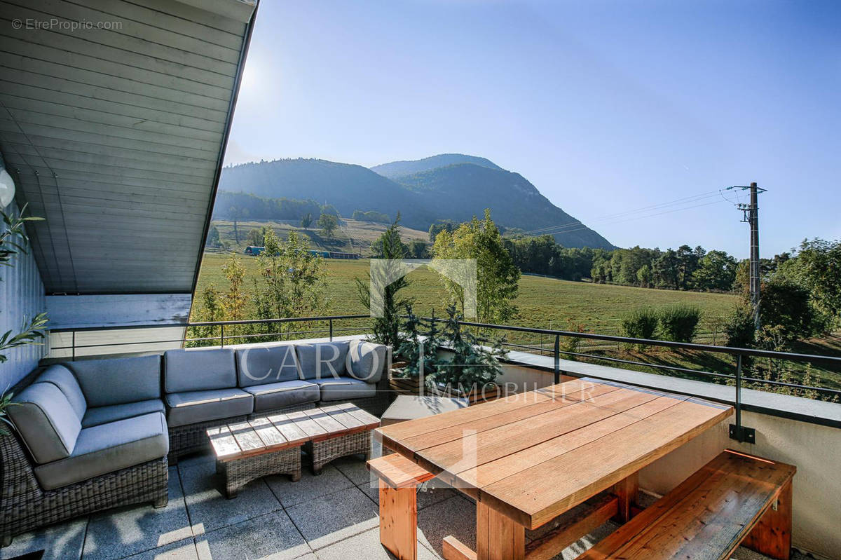 Appartement à ANNECY-LE-VIEUX