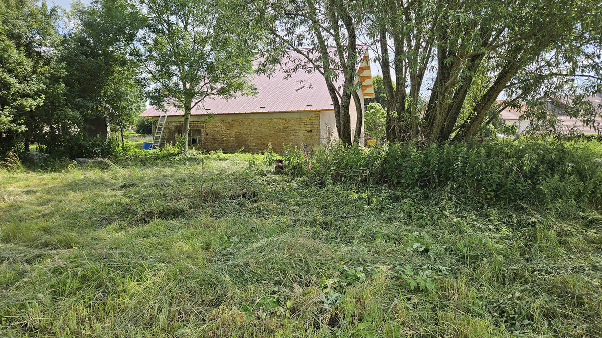 Maison à VERCEL-VILLEDIEU-LE-CAMP