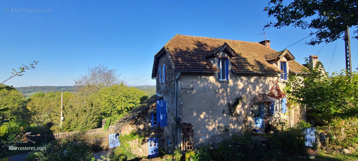 Maison à AYNAC