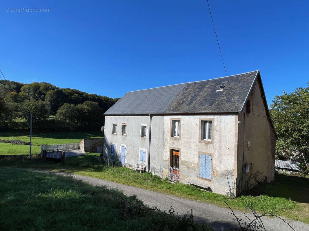 Maison à VIRLET