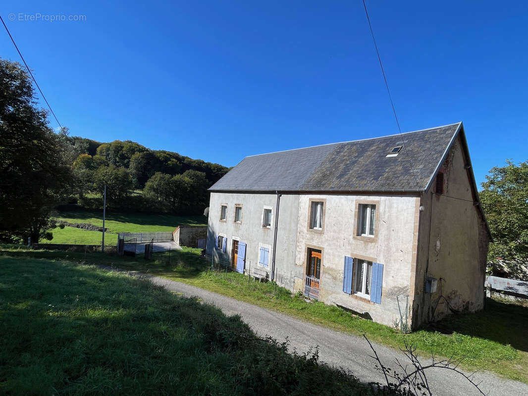 Maison à VIRLET