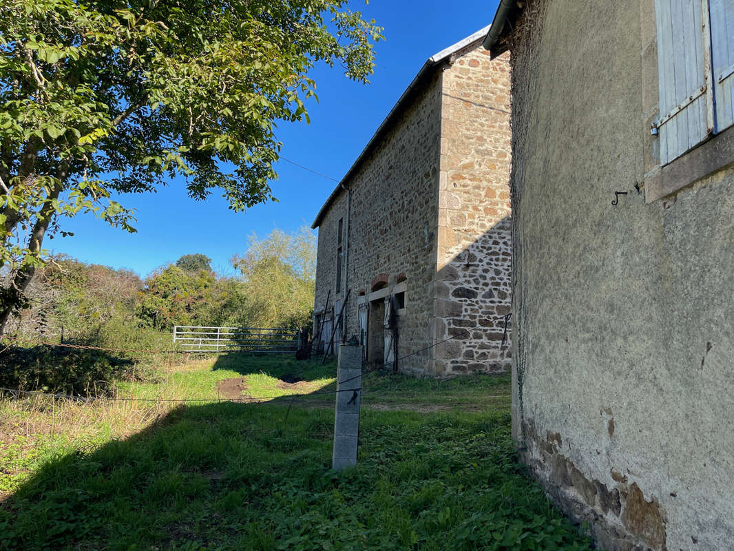 Maison à VIRLET