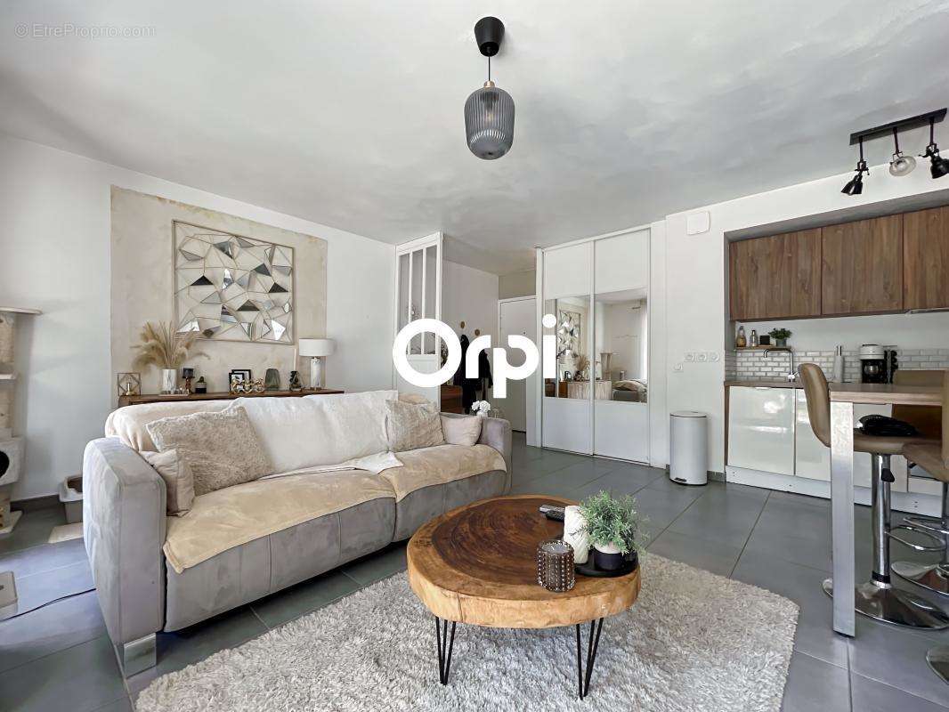 Appartement à MARSEILLE-12E