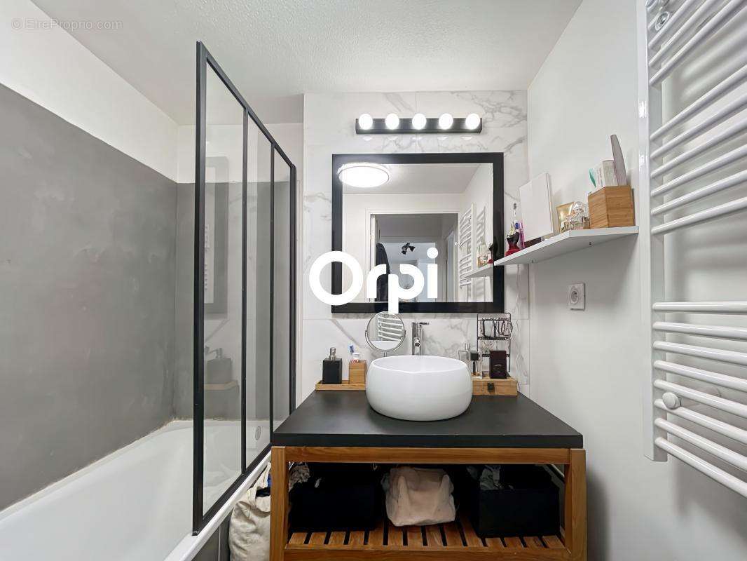 Appartement à MARSEILLE-12E